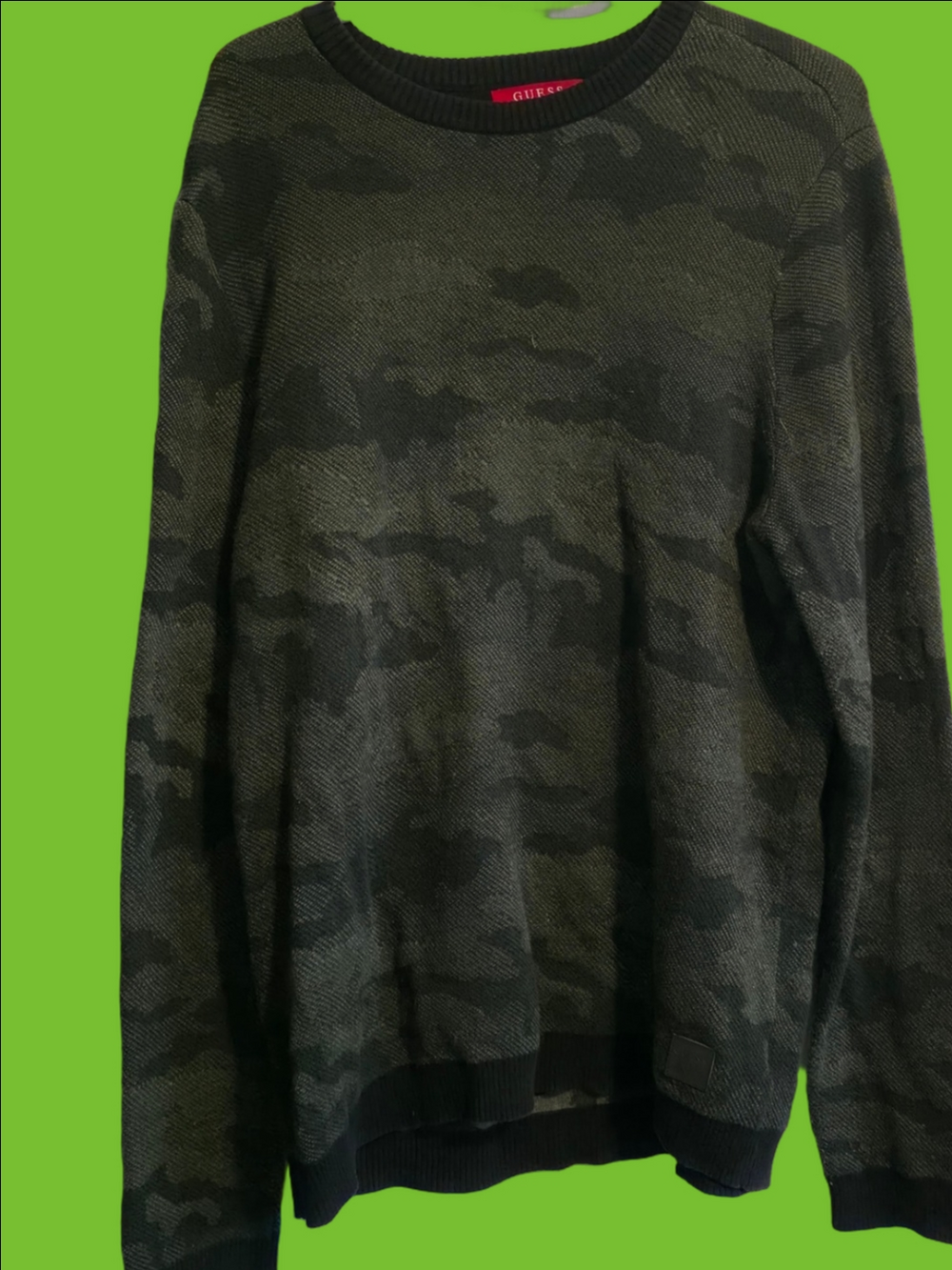 4/$67 Deal! GUESS Men's Dark Olive & Black Camo Crewneck Sweater